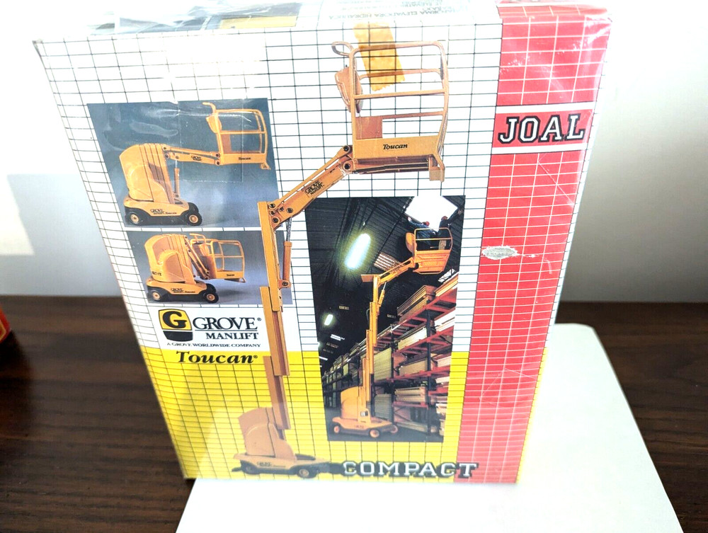 Grove Toucan Manlift