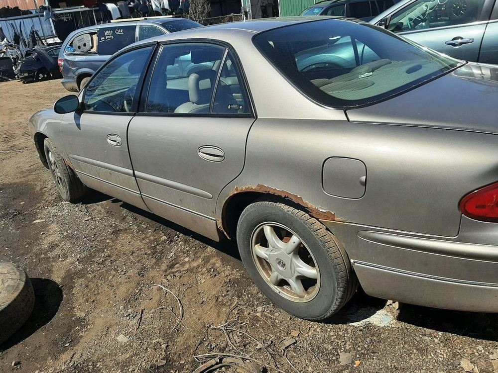 REGAL 2002 High Mounted Stop Light 935836