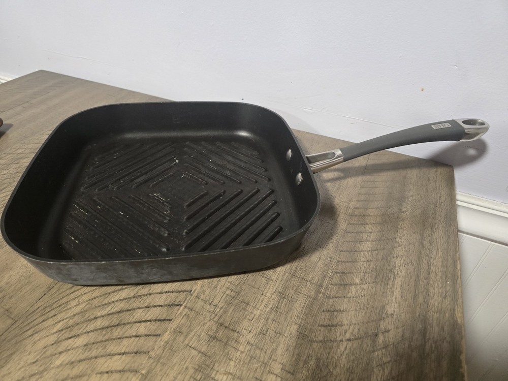 Bhg Square Frying Pan