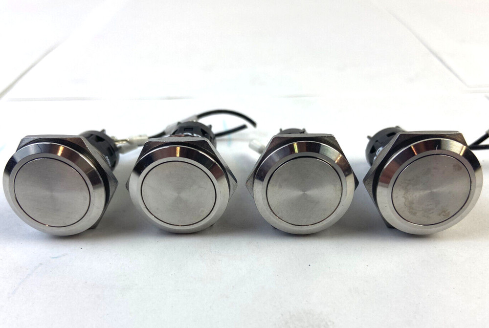 (Lot of 20) EAO 82-6152.1000 Pushbutton Switch Front Panel Mount