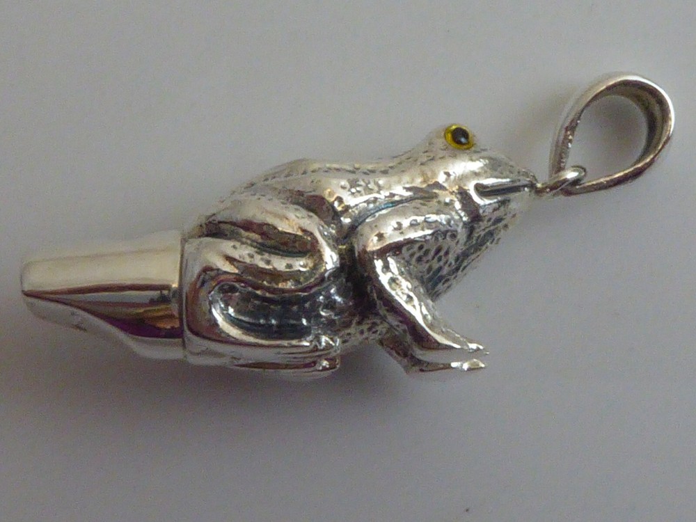 SOLID SILVER NOVELTY FROG WHISTLE