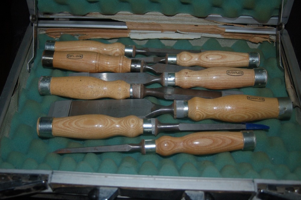 Maples chisel set, used made in England 8 pieces