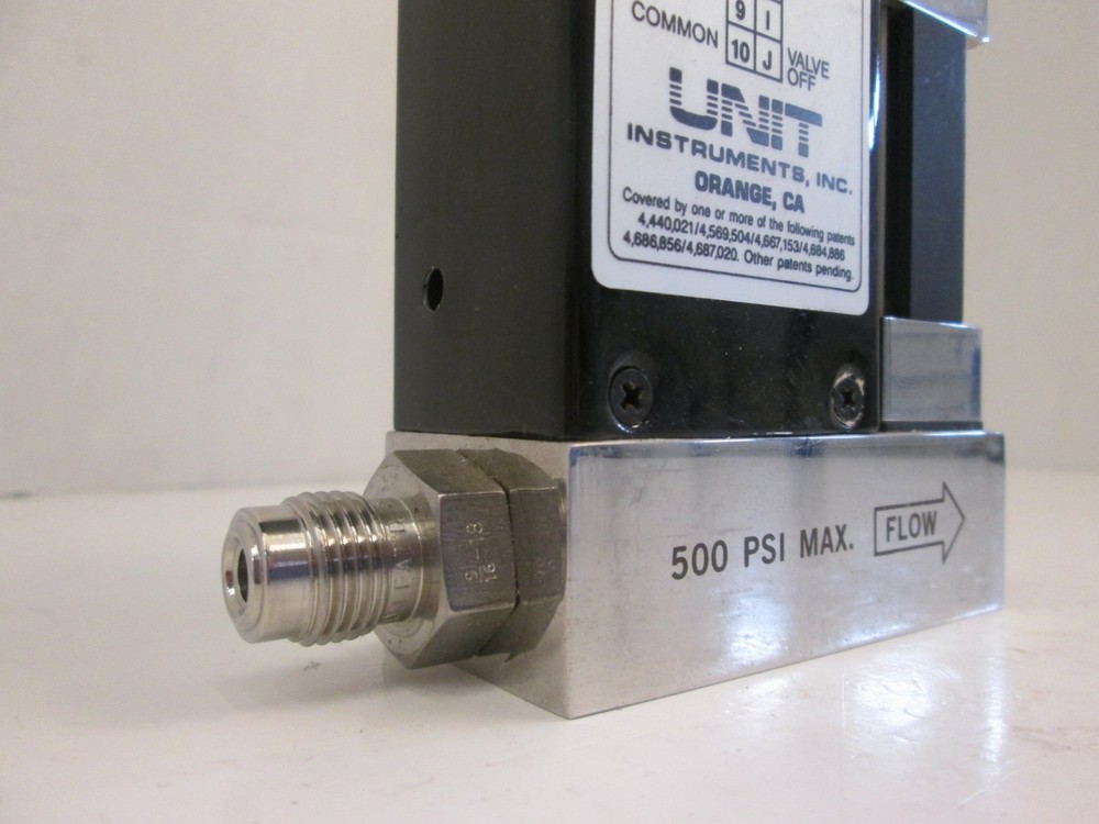 Unit UFC-1000, MFC, Mass Flow Controller, NH3, 300 SCCM, Used