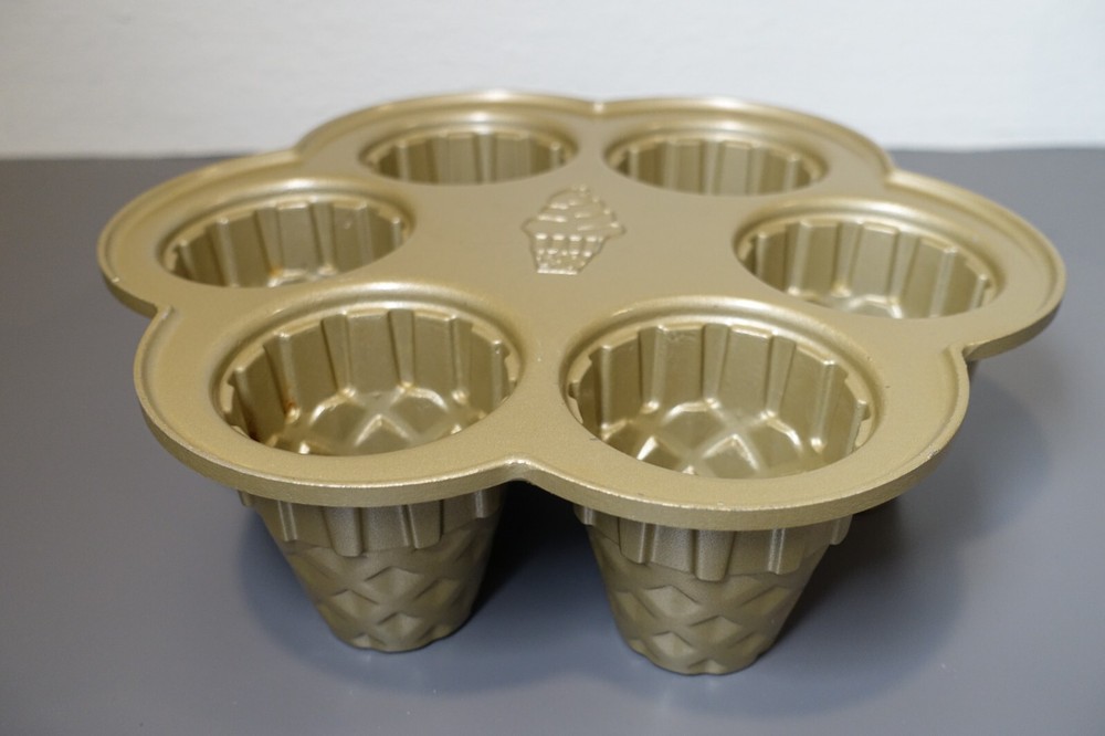 Nordic Ware Ice Cream Cone Cupcake Baking Mold