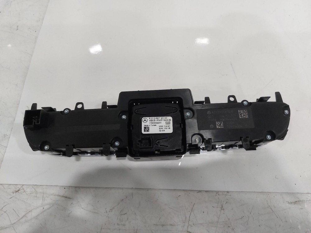 2018 MERCEDES E CLASS OE SAT. NAV. UNIT Satellite Navigation Head Unit