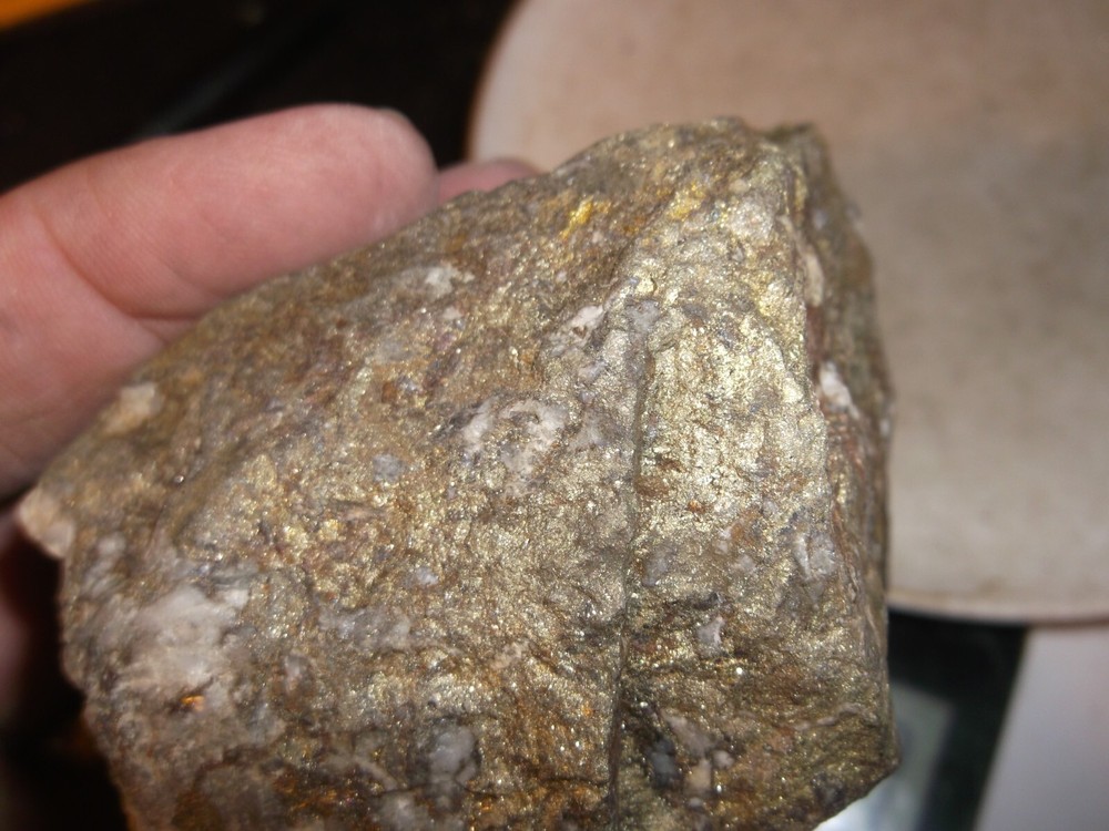 Gold, silver, copper, 62 grams samples ,ore high grade .