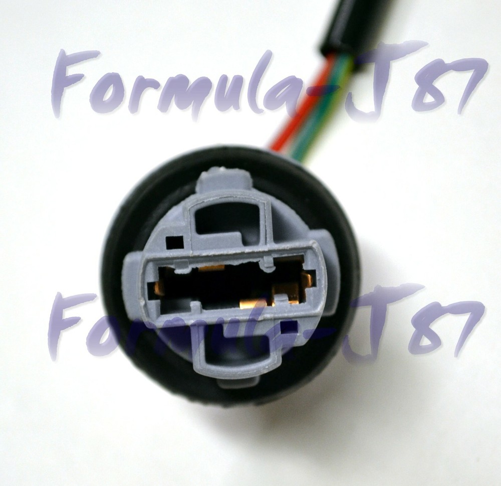 Universal Pigtail Wire Female Socket 7440 Two Harness DRL Bulb Light Replace