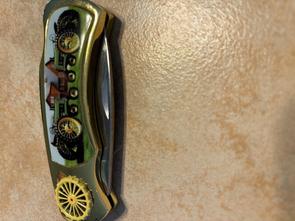 John Deere Knife In Tin
