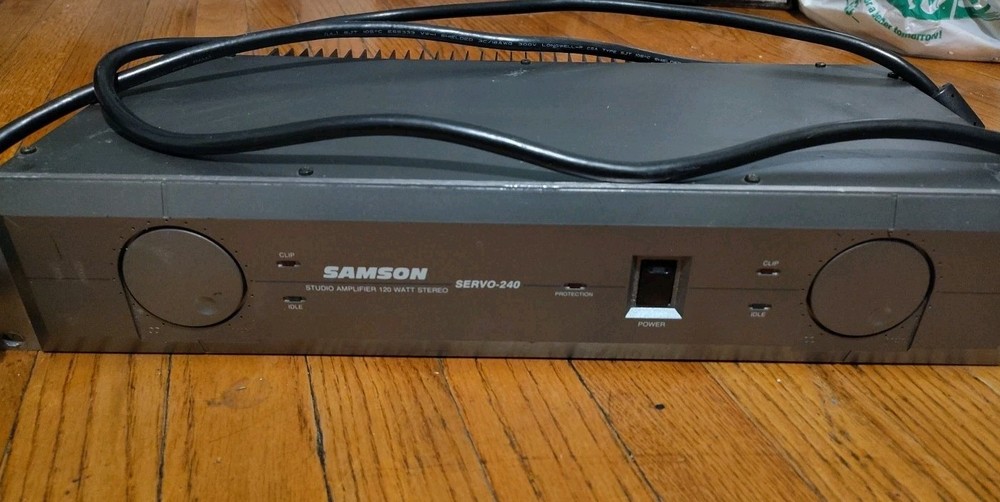 Samson SERVO-240 120W Studio Amplifier