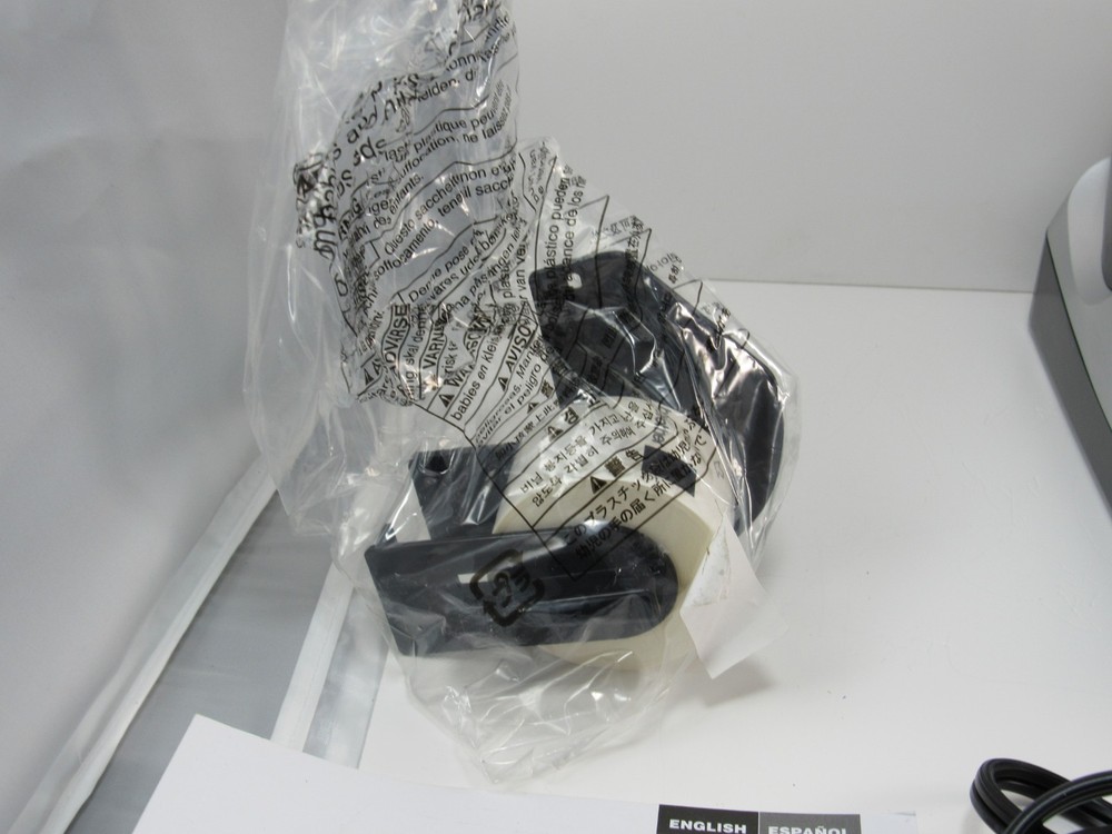 Brother QL-570 Professional Label Printer - Open Box