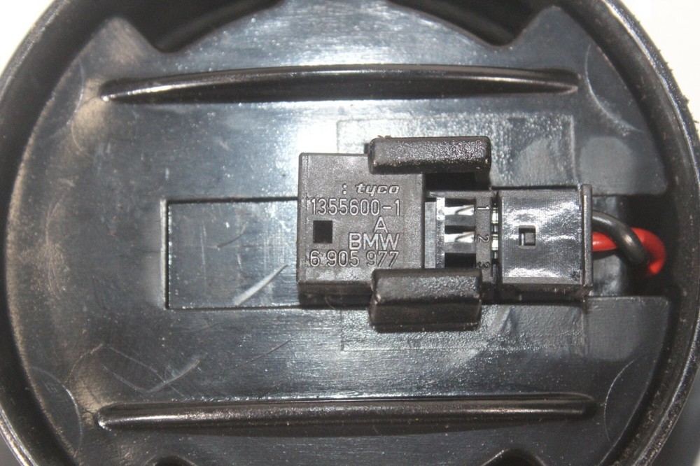 2004 LAND ROVER RANGE ROVER TAILGATE SPEAKER ASSEMBLY A2931