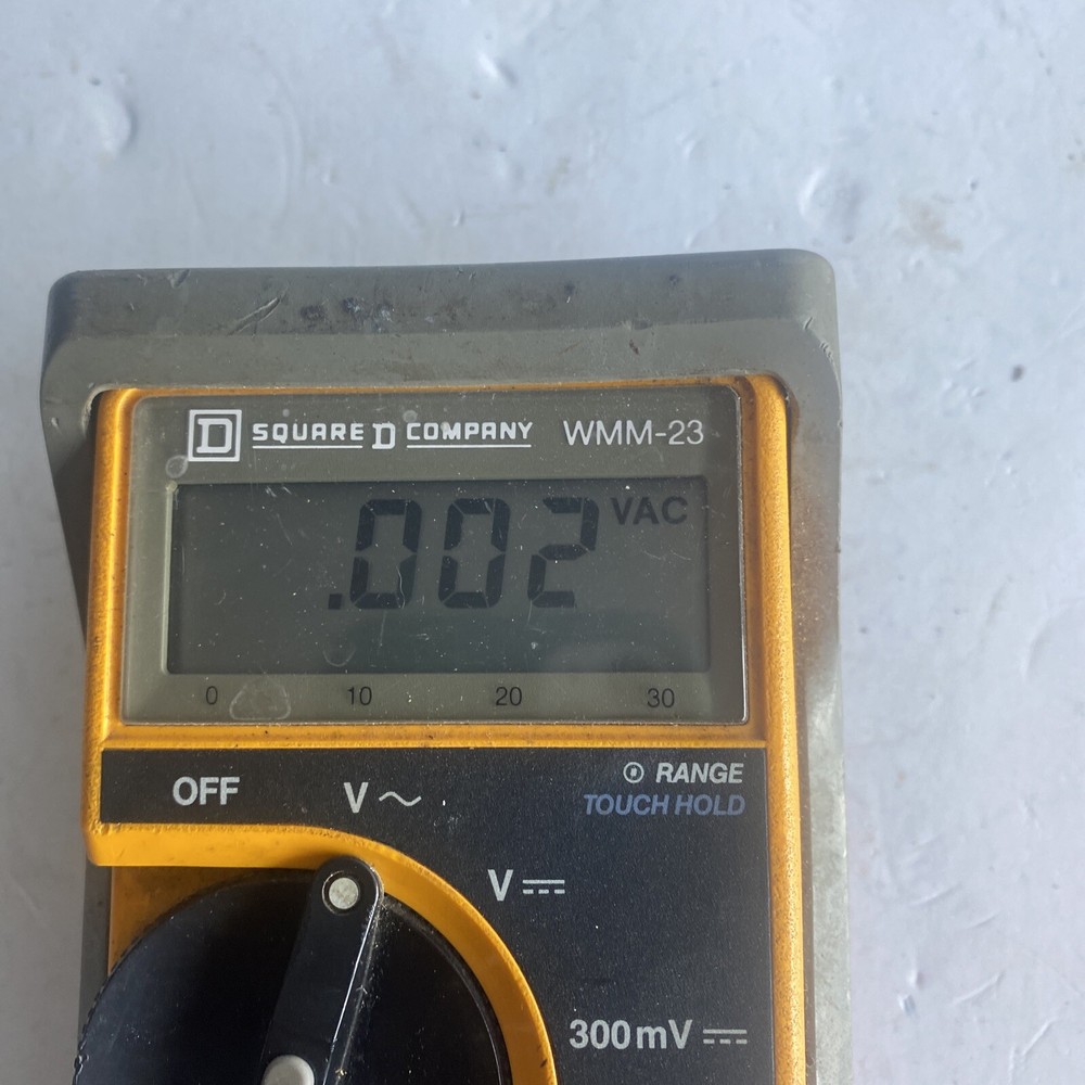 SQUARE D Multimeter WMM-23 with Protective case Working