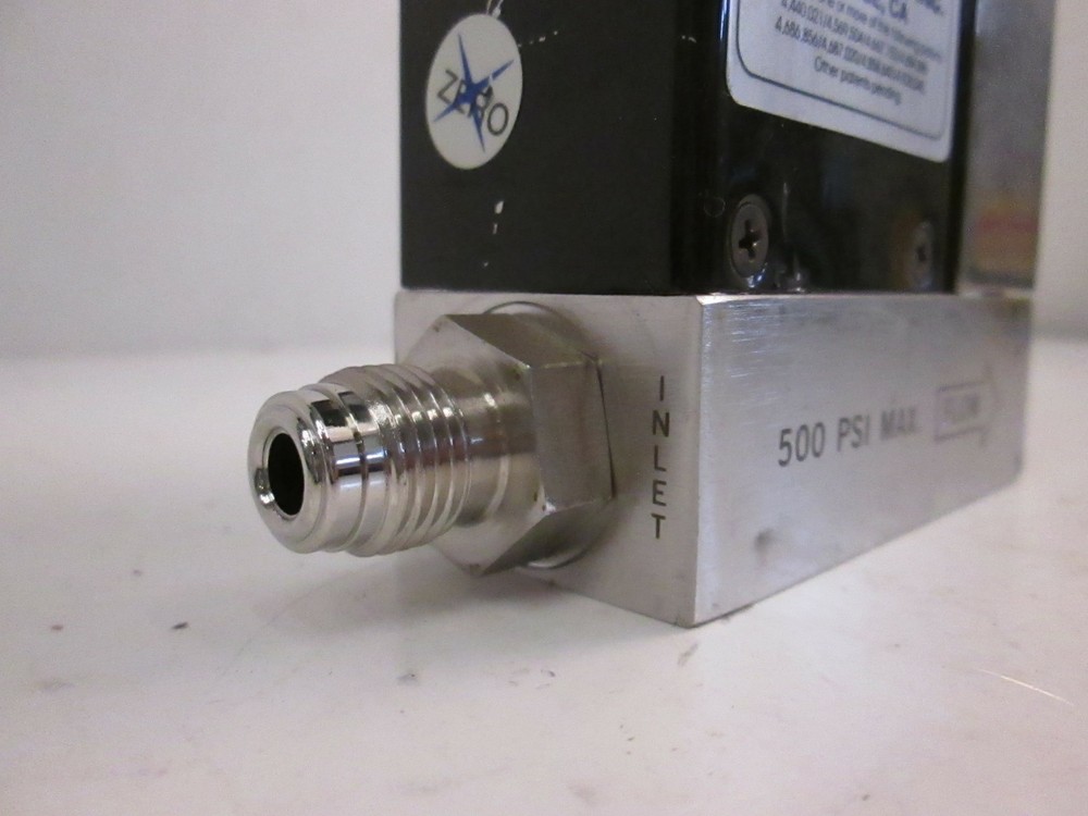 Unit UFC-1100A Mass Flow Controller MFC, NH3, 600 SCCM