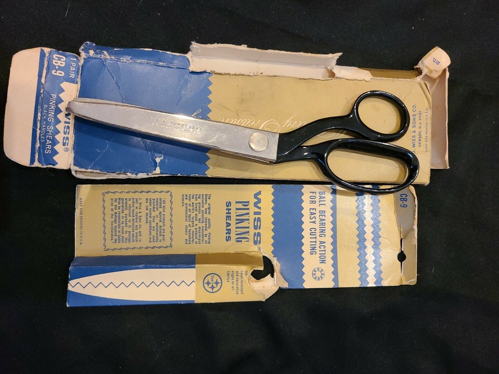 Vintage WISS Pinking Shears Nice!