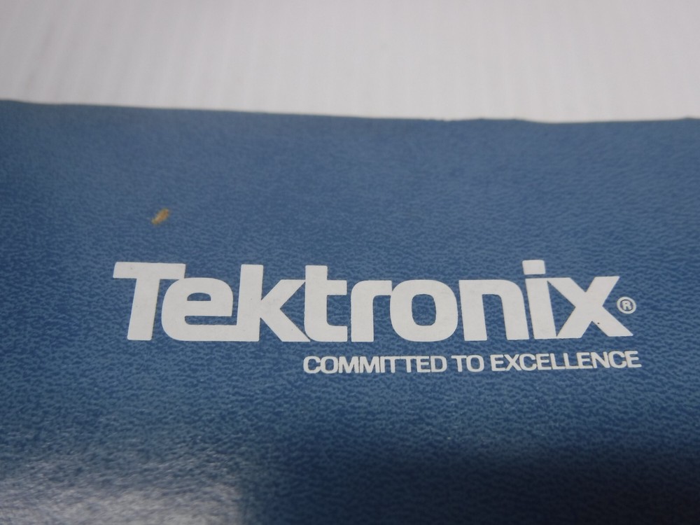 Tektronix 5115 Storage Oscilloscope 070-2138-014