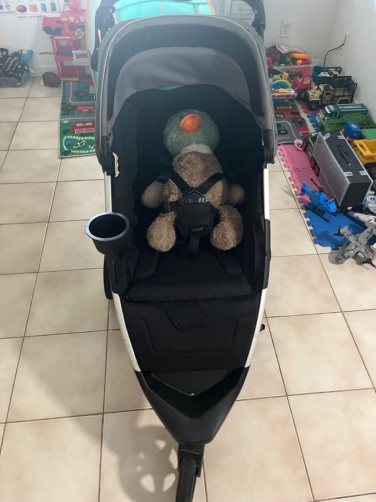 thule spring stroller