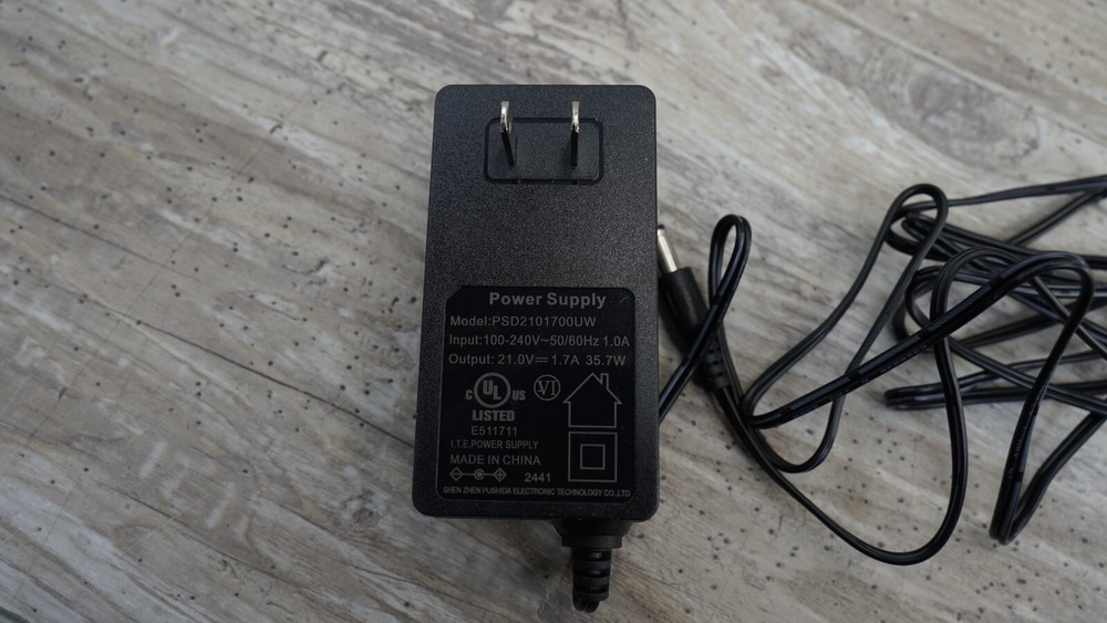 AKIYO O1 Mini LED Portable Projector (OPEN BOX)