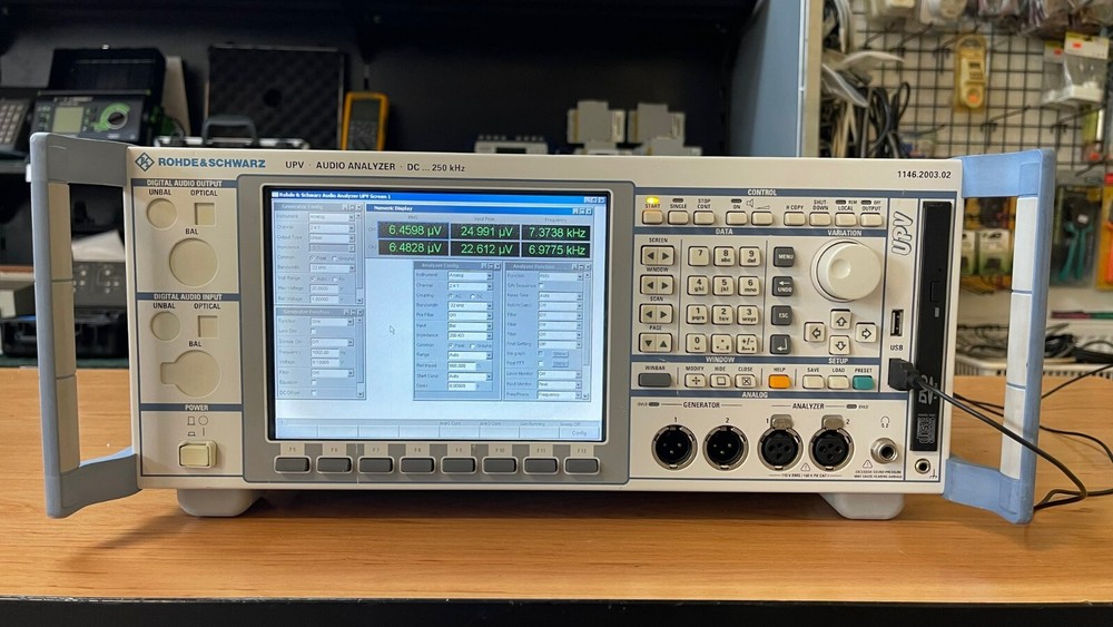Rohde & Schwarz UPV, audio analyzer, option B1