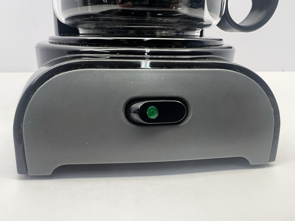 Mr Coffee Switch 4 Cup Drip Coffee Maker Brewer Model #DR5 - Black -CLEAN TESTED