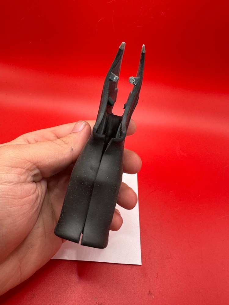 Dye M3 Grip