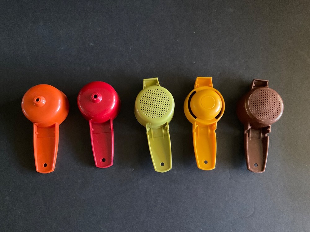 Tupperware Fall Colors Gadgets 2 sifter/strainers, egg separator, 2 funnels