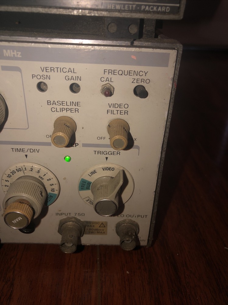 Hewlett Packard 8558B OPT 002 Spectrum Analyzer / HP 181t display unit