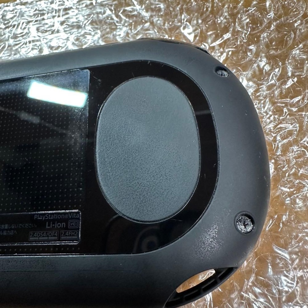 PSVita 2000 Console Black 5922 From Japan