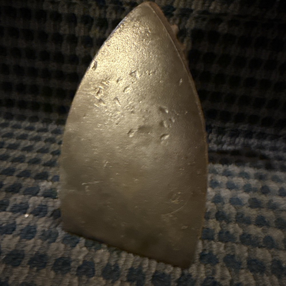 Antique Cast Iron #5 Williams & Son, Chagrin Falls, *Flat Iron Solid Handle