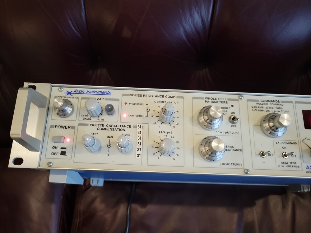 Axon Instruments AxoPatch 200A Patch Clamp Amplifier