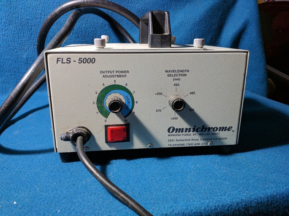 Omnichrome FLS 5000 Forensic Light Source Alternative Light Source