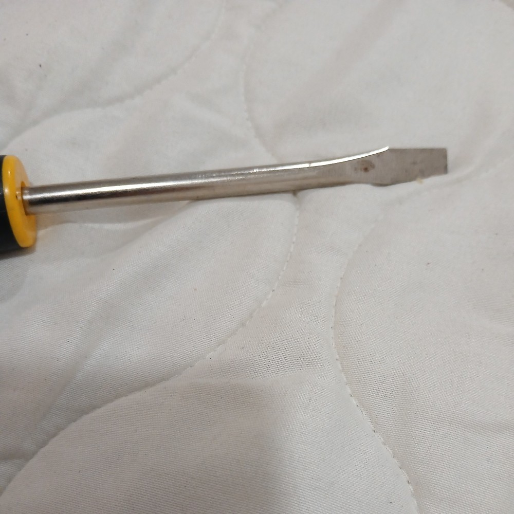 SCREWDRIVER - FLAT TIP - STANLEY