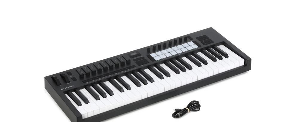 Novation Launchkey 49 MK4 49-key Keyboard Controller -NEW