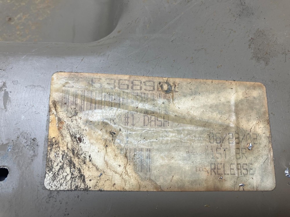 International 9200 KICK Dash Panel - Used