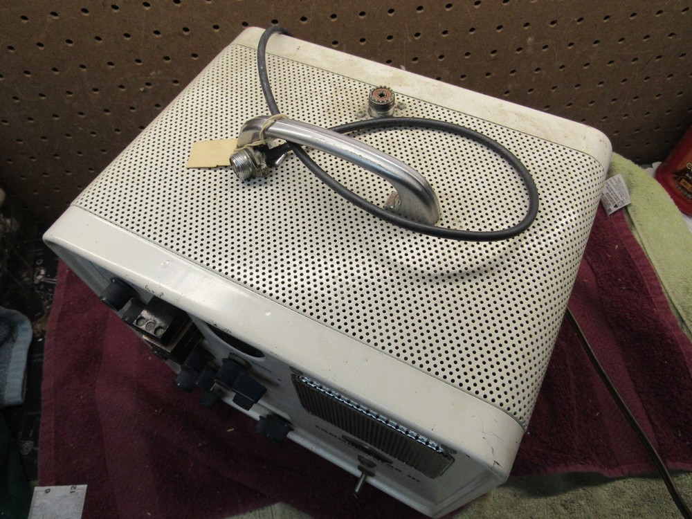 Gonset Communicator III Model 3133 2 Meter Transmitter Receiver HAM Radio