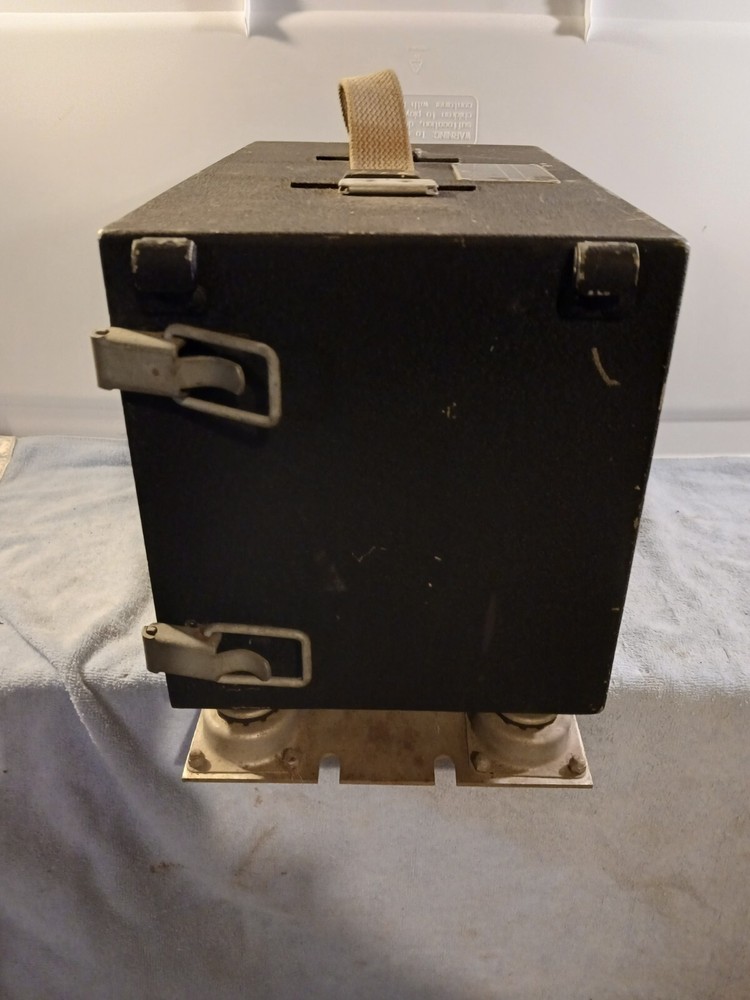 COLLINS MODEL MBF RECEIVER & TRANSMITTER NAVY RADIO #43