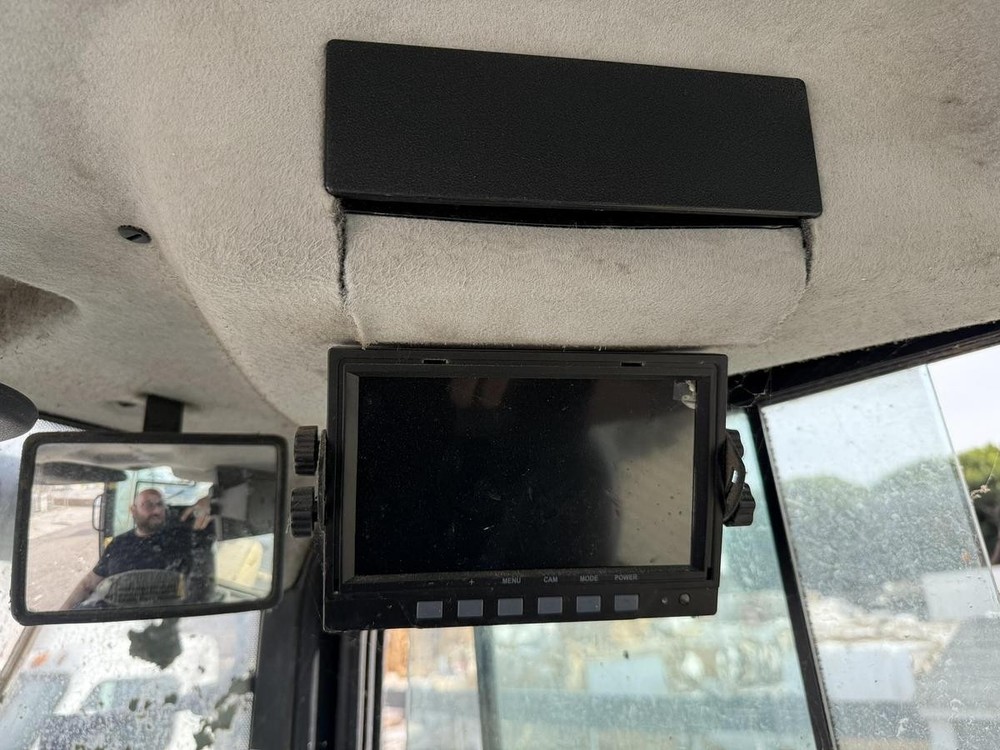 CATERPILLAR 914K COMPACT WHEEL LOADER (JUST SERVICED BY OEM)