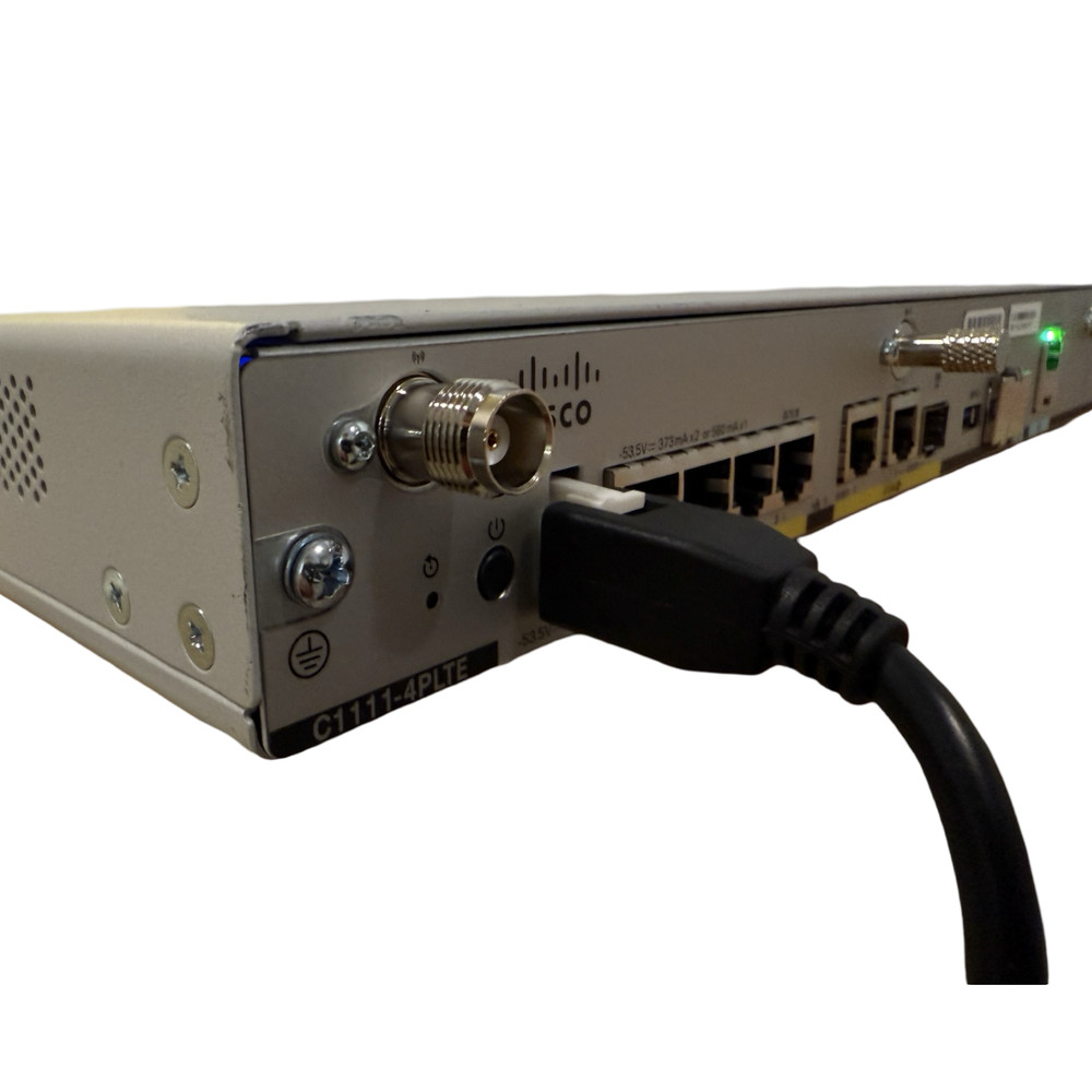 Cisco C1111-4PLTEEA V02 Wireless Integrated Services Router