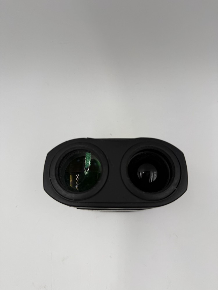 Bushnell - Yardage Pro Compact 800 Laser Rangefinder (UNTESTED, DOESNT TURN ON)