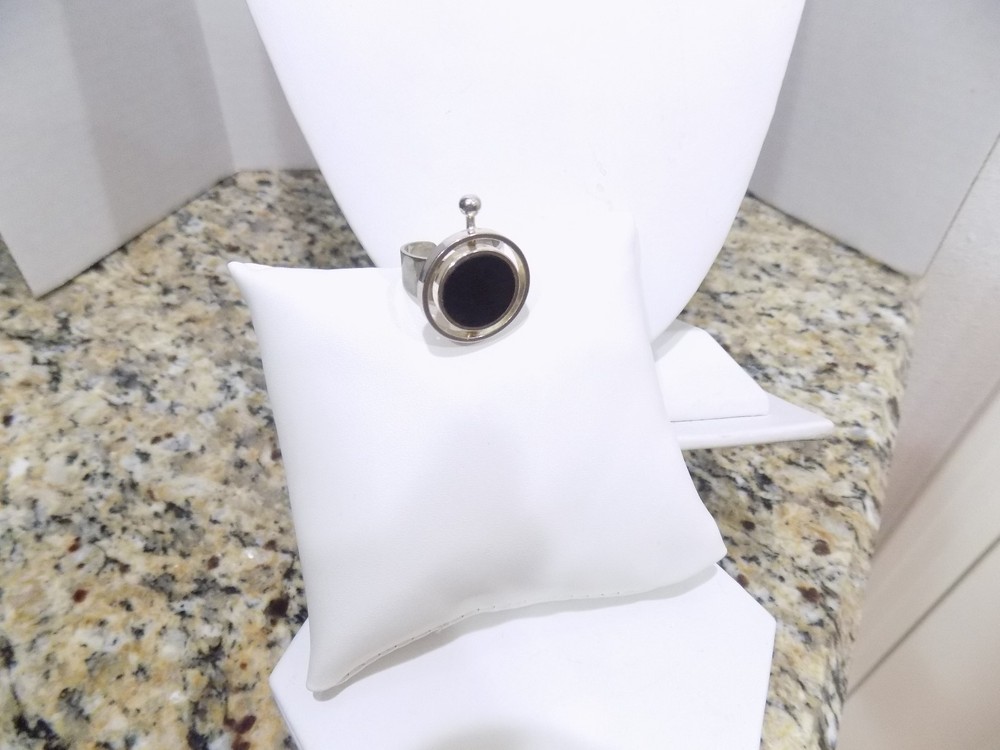 SILVER TONE MODERNIST ADJUSTABLE ROUND ONYX RING SIZE 7