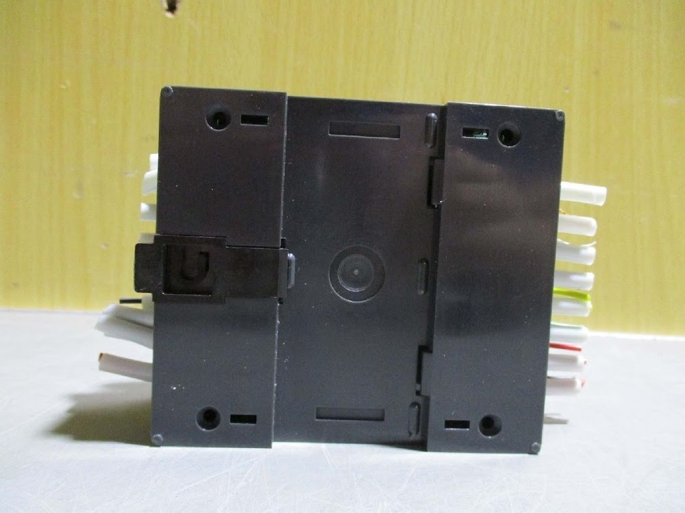 KEYENCE KV-24DT PLC Programmable Controller USED