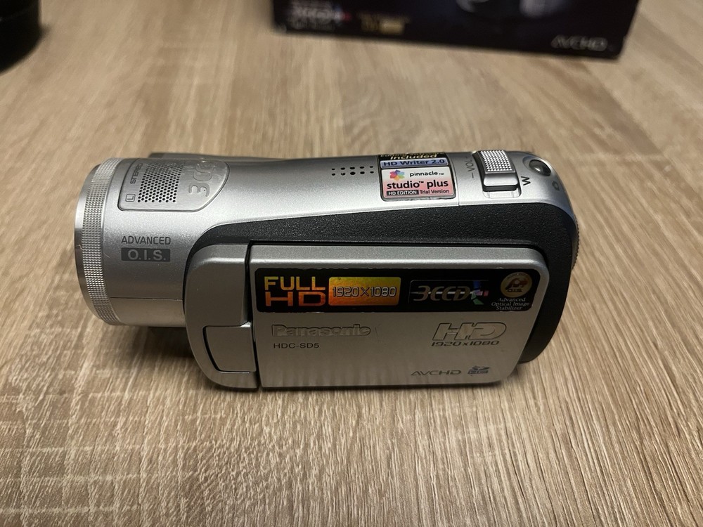 Panasonic HDC-SD5 HD Handheld Digital Camcorder - Silver