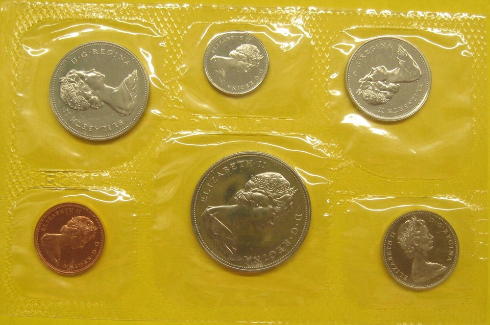 1972 Canada Uncirculated Set Error on Dollar Take a Look