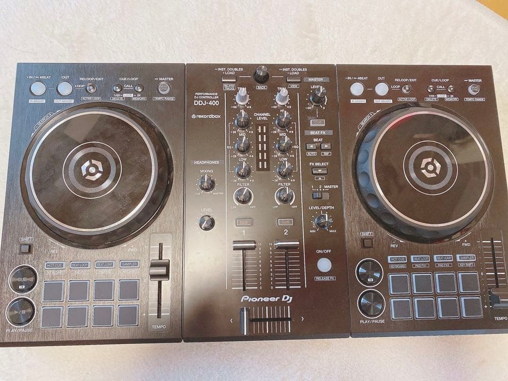 Pioneer DJ DDJ-400 Controller + Speaker + Accessories Set