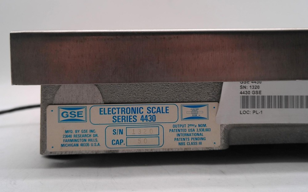 GSE SCALE SYSTEMS 4430 SCALE BASE & 550 WEIGHT INDICATOR
