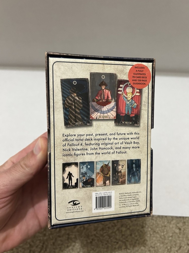 Fallout: The Official Tarot Deck and Guidebook - Illustrated 78 Card Deck - FO4