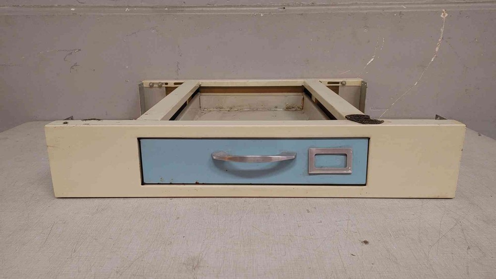 2' Kewaunee Casework Apron