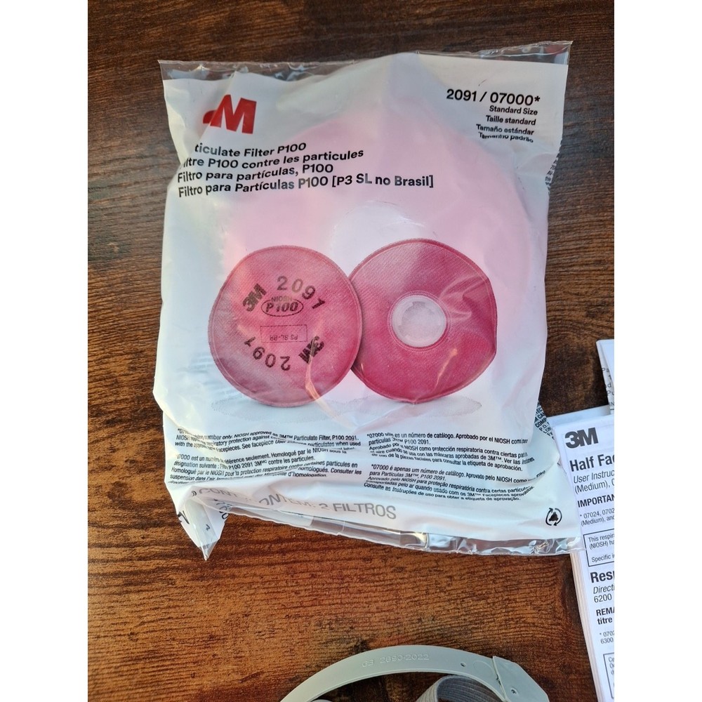 3M 6291 Half Facepiece Respirator Mask with Filter - Medium