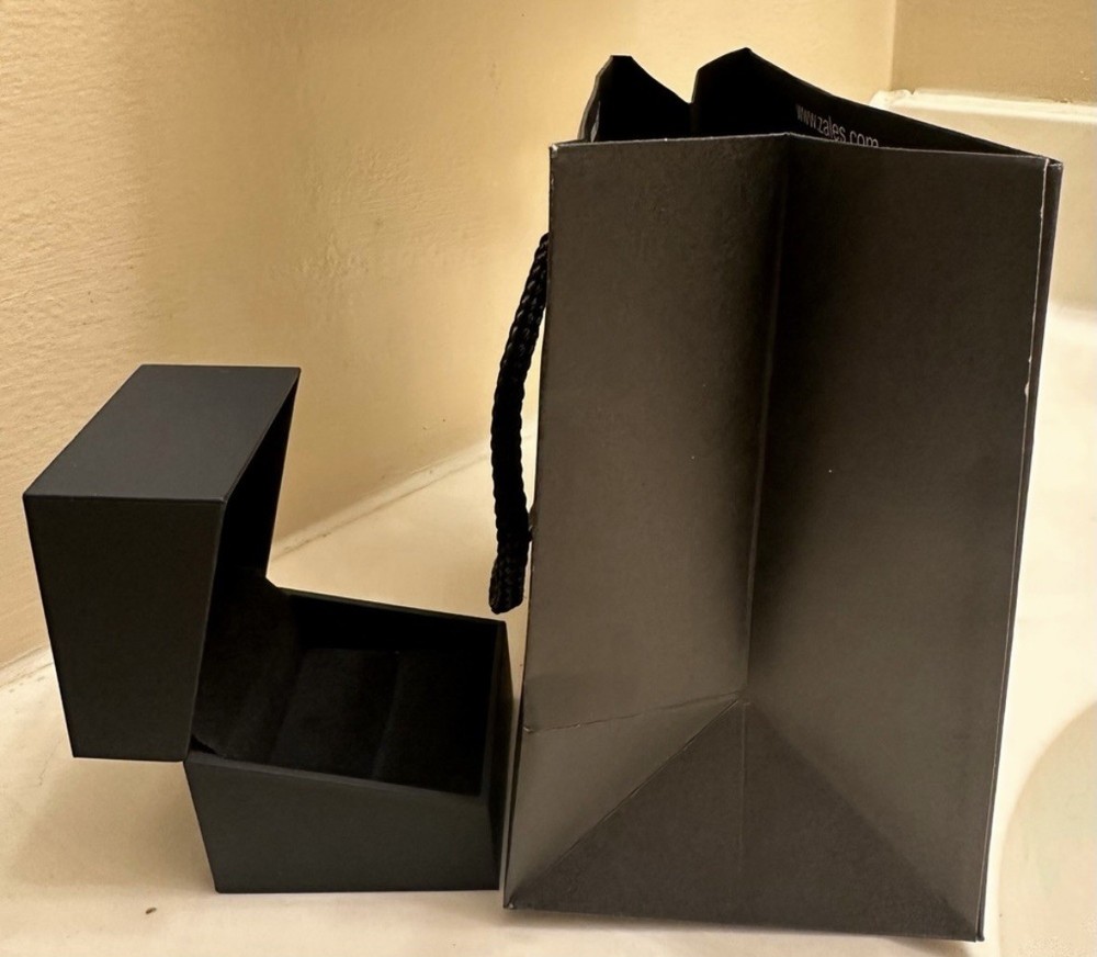 Zales Black Lined Ring Box