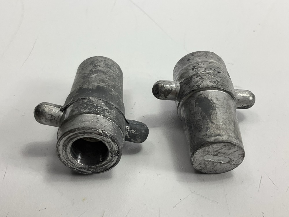 Midtronics A008 Female Lead Stud Adapters Group 31 / Top Threaded Post (1 Pair)