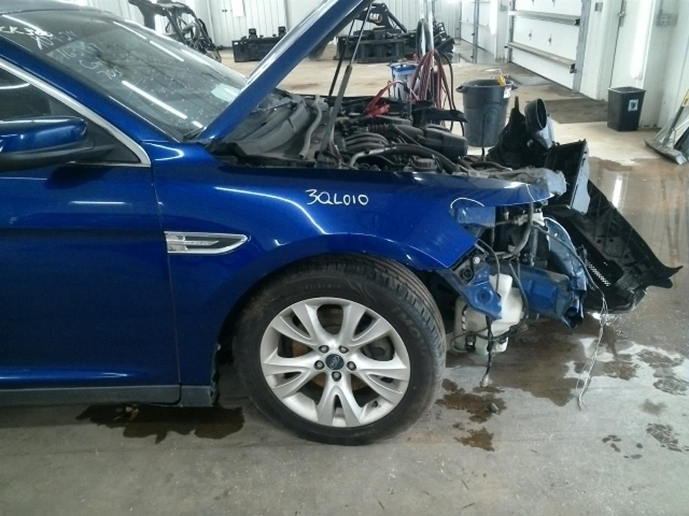 TAURUS 2013 High Mounted Stop Light 104748801